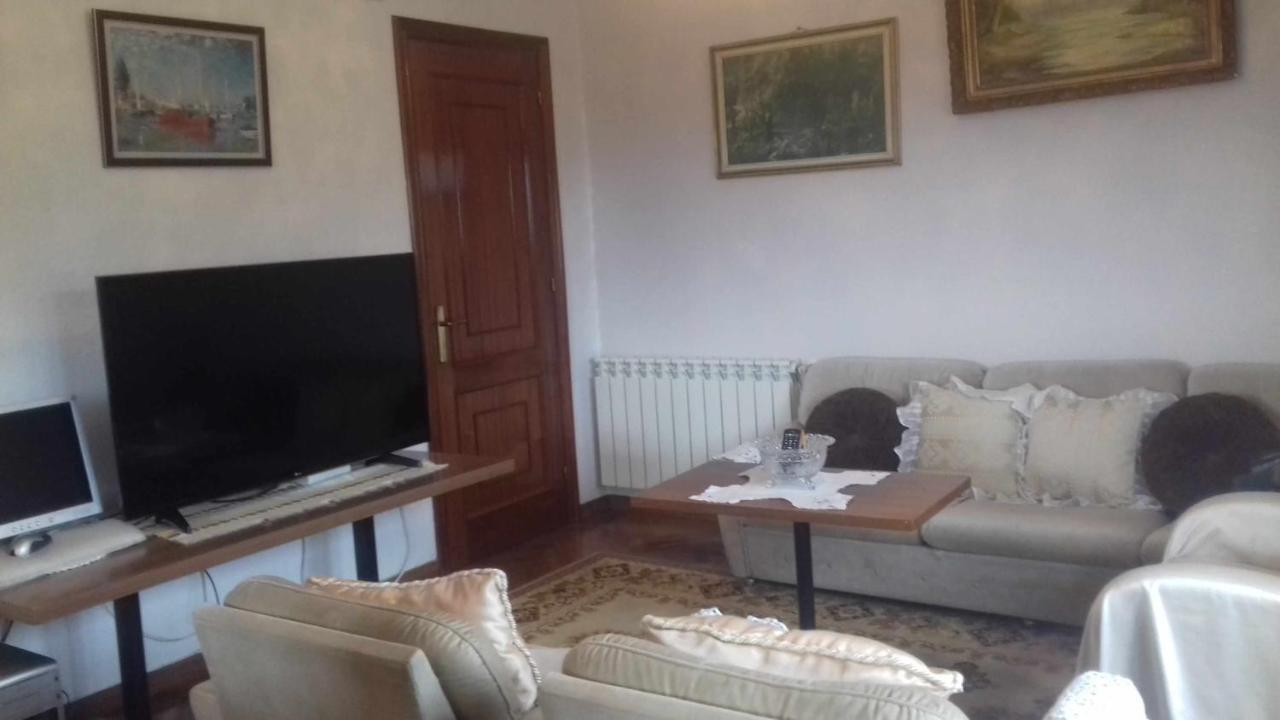 Villa Con Piscina En Panton Ribeira Sacra Galicia Ideal Para Familias Zewnętrze zdjęcie