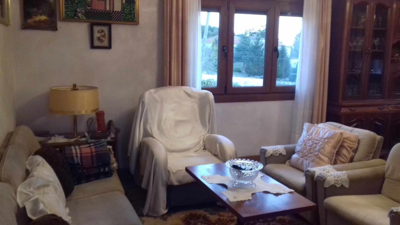 Villa Con Piscina En Panton Ribeira Sacra Galicia Ideal Para Familias Pokój zdjęcie
