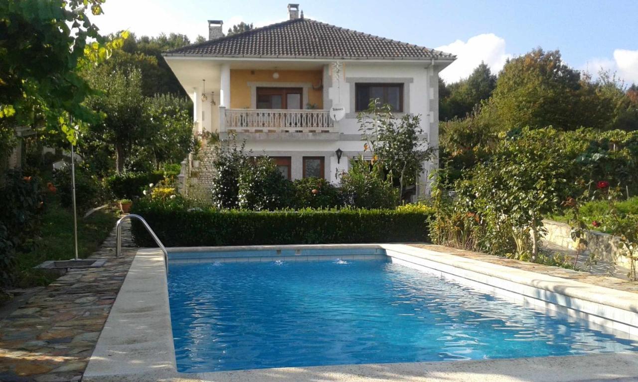Villa Con Piscina En Panton Ribeira Sacra Galicia Ideal Para Familias Zewnętrze zdjęcie