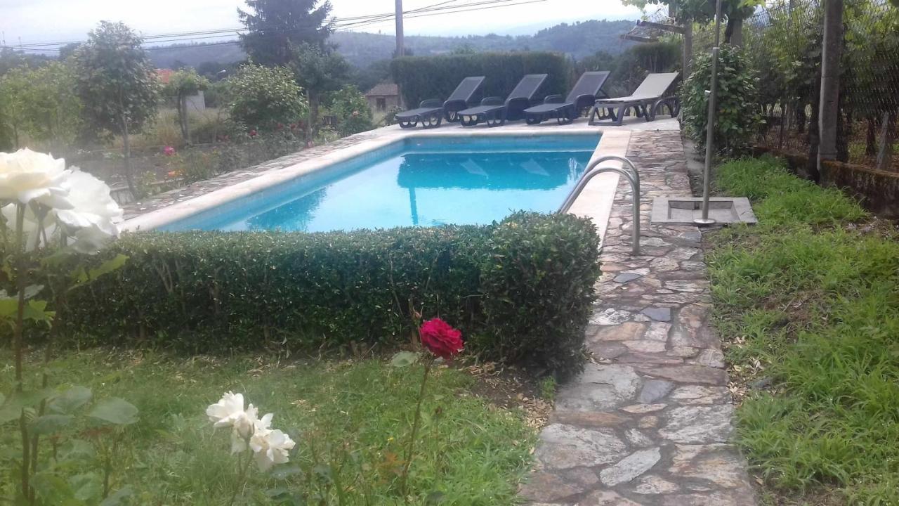 Villa Con Piscina En Panton Ribeira Sacra Galicia Ideal Para Familias Zewnętrze zdjęcie